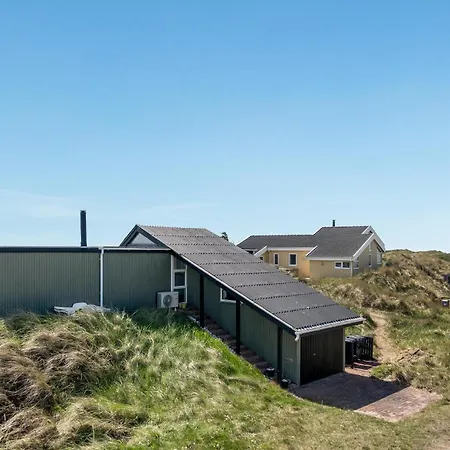 בית נופש 3 Bedroom Beautiful In *